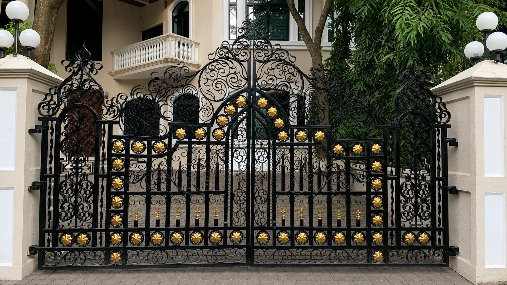 Mansion view 4